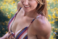 Amanda in Flowers Headshot | Individual portrait photo by Phoenix photographer Justin Bahr